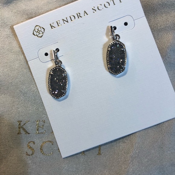 $ firm Kendra Scott Lee Earrings - Picture 5 of 5
